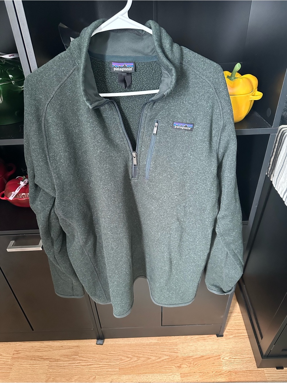 Patagonia Men's Forest Green Half-Zip Sweater Pullover